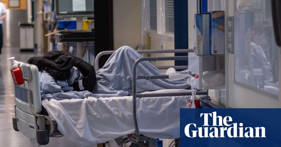 英国NHS急诊“永恒危机”:夏季候诊时间飙升,常态化挑战严峻