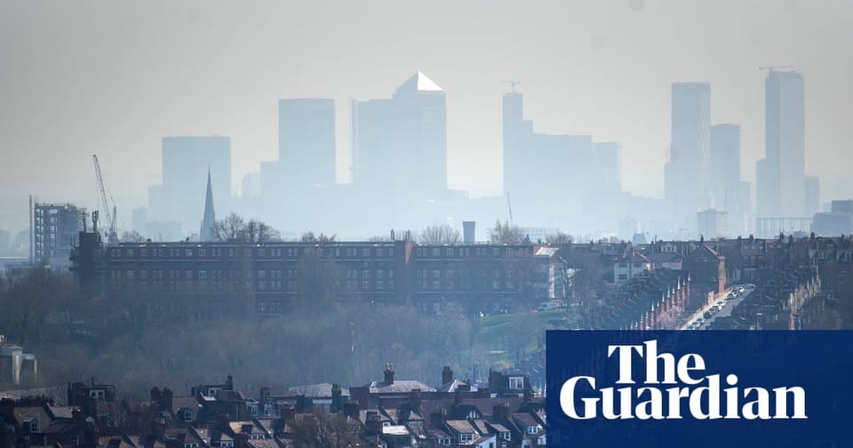英国空气污染:心衰与中风风险飙升的“隐形杀手”