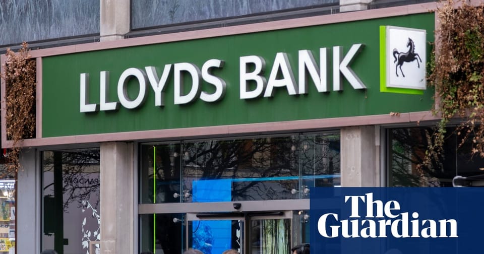 Lloyds Banking Group 启动绩效审查,3000名员工面临失业风险