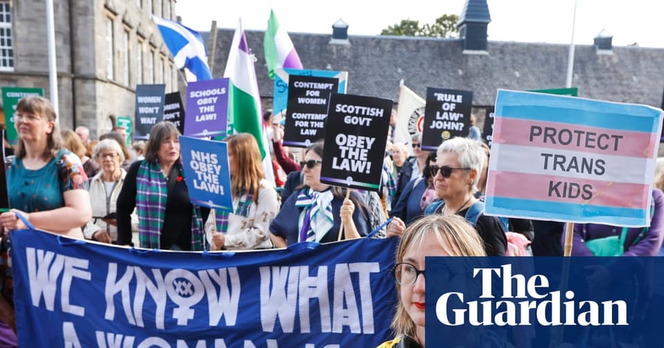 英国平等与人权委员会提交跨性别者权利指南，政策落地面临挑战