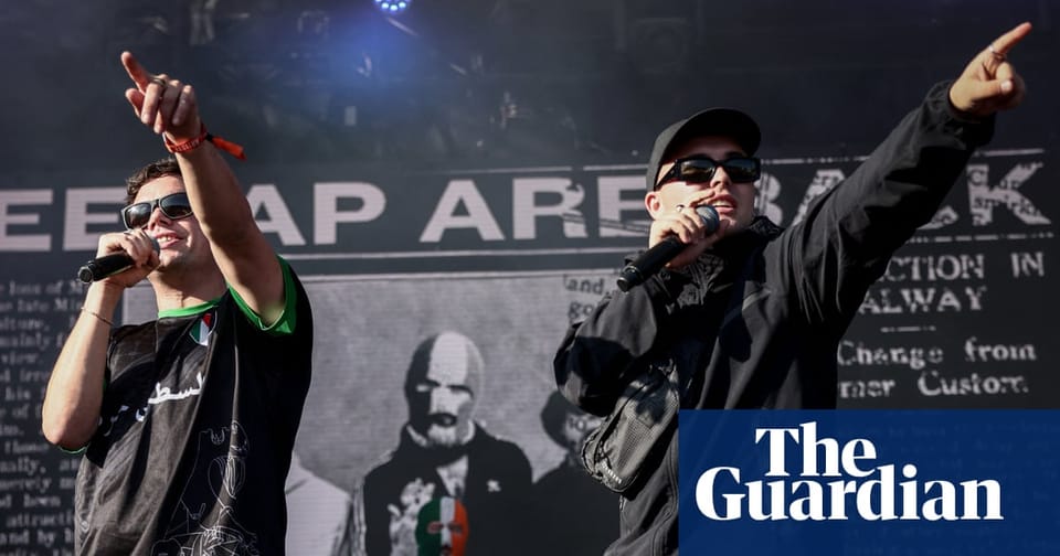 Kneecap因法律纠纷取消美巡,坚持政治立场并承诺“线上惊喜”