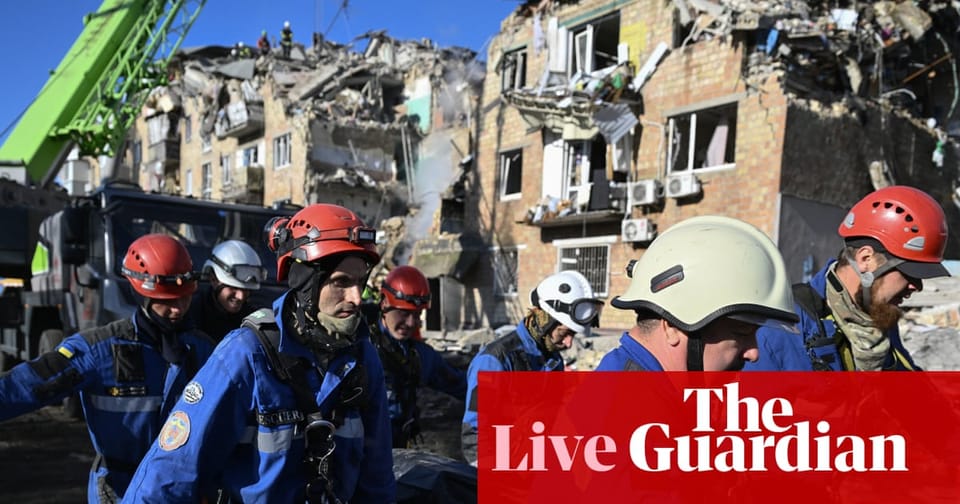 俄军空袭基辅致重大伤亡,欧盟建筑受损,和平进程疑云加剧