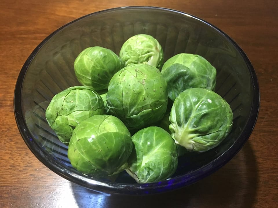 红酒佐餐：化解抱子甘蓝苦涩风味的科学洞察