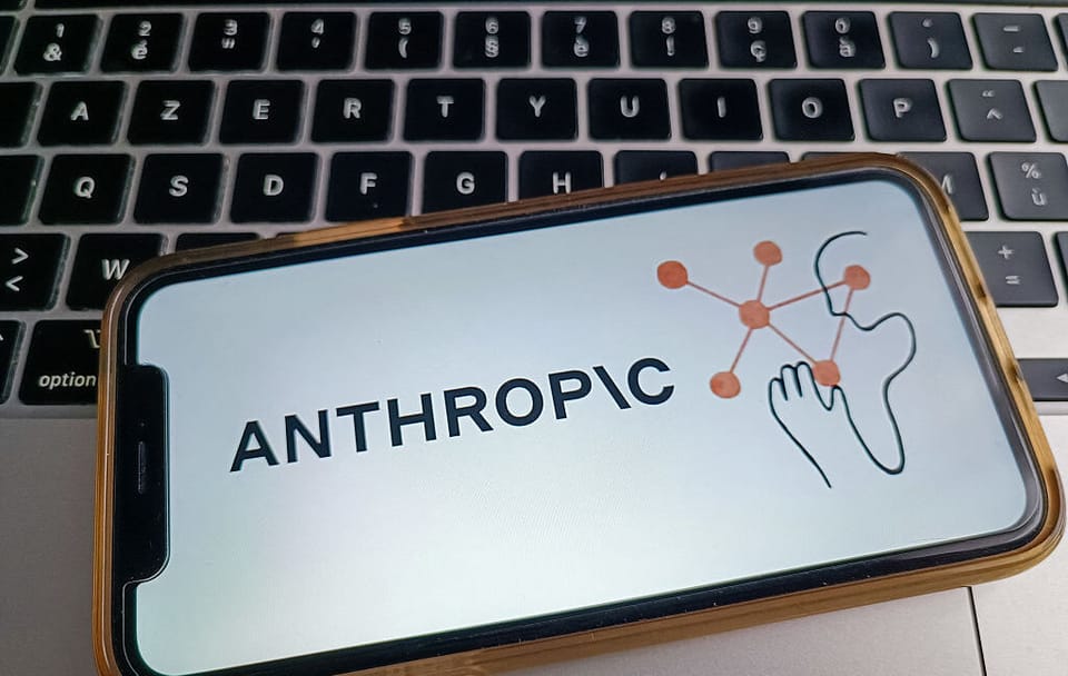 Anthropic达成历史性AI数据版权和解,规避行业性风险