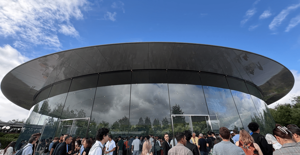 苹果发布会聚焦iPhone 17系列,新品硬件迭代与市场策略洞察